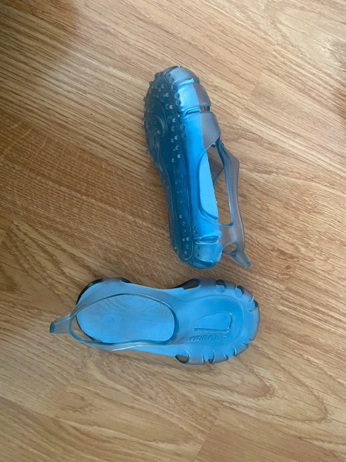 Chaussures de plage/mer/piscine enfant taille 21 Tribord